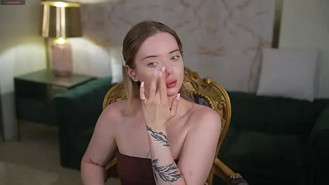 Cassy-Celestial  online show from June 25, 7:57 am