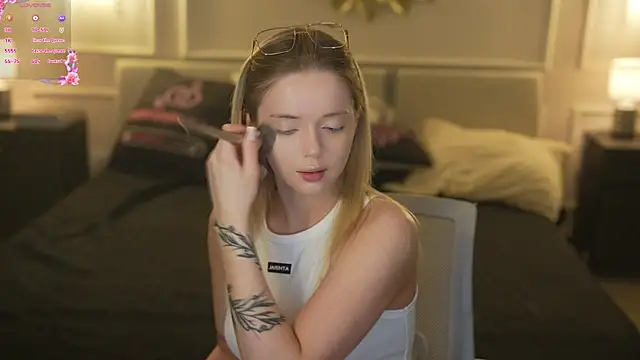 Cassy-Celestial  online show from April 26, 6:55 am