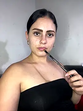 Azuna25 online show from October 21, 8:35 pm