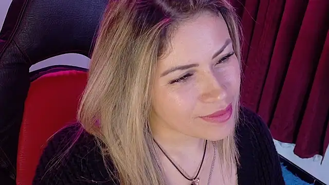 Natalia Montoya online show from October 16, 3:42 am