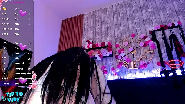 Neko Misaki online show from October 6, 12:11 pm