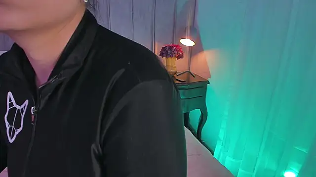 EvaaStevens online show from April 21, 7:54 pm