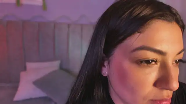 EvaaStevens online show from January 10, 11:20 pm