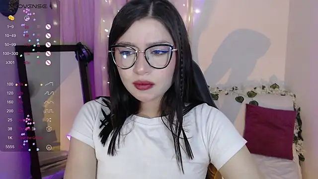 mily thomson b  online show from April 25, 12:35 am