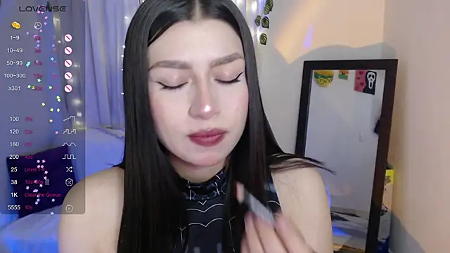 mily thomson b  online show from April 29, 2:26 am