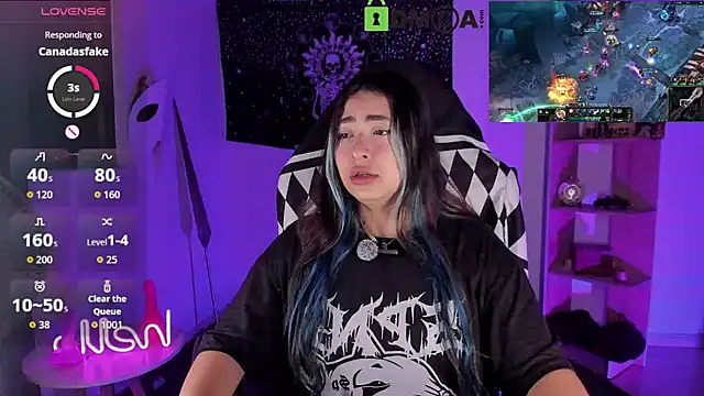 sweetcoralinee online show from March 5, 2:18 am