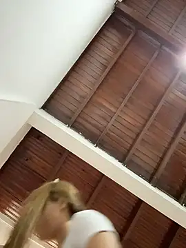 emiss  online show from April 25, 4:37 pm