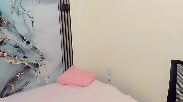 Rubi 30 online show from December 17, 11:36 am