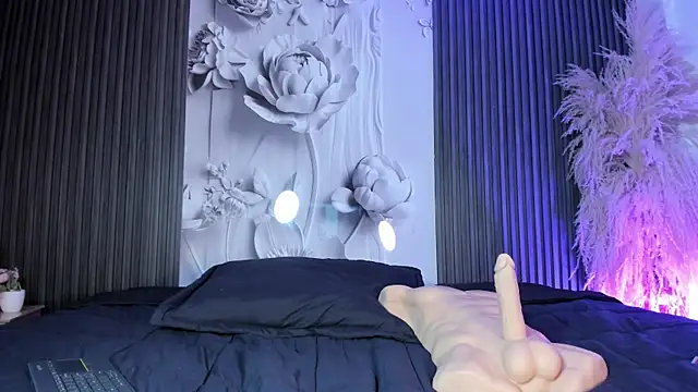 CamilaPreston online show from April 25, 7:44 am