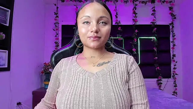 sweelanna   online show from November 7, 2:06 am