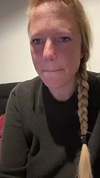 MoniqueLaFee online show from July 29, 4:23 am