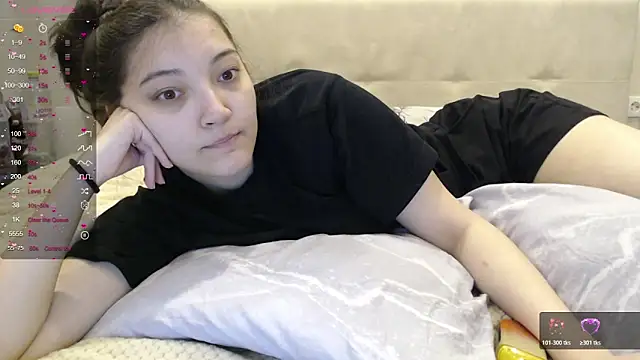 AlisaDevis online show from November 30, 1:37 pm