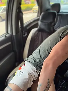  Tomy08calderon online show from May 1, 5:38 pm