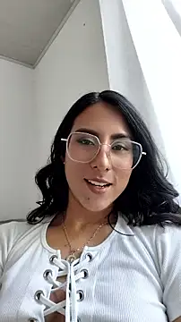 DaraBeckett online show from May 3, 8:56 pm