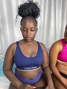 Favoritegirl1 online show from October 25, 12:51 am