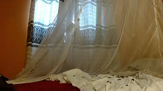 titi fiesta online show from April 22, 6:32 am