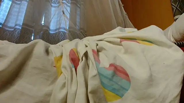 titi fiesta online show from April 25, 1:41 pm