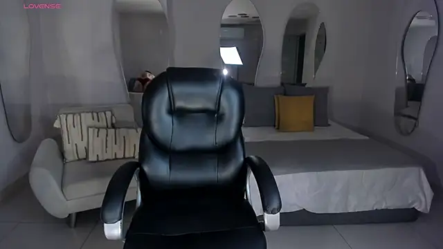 AlessaRomero online show from September 26, 8:28 pm