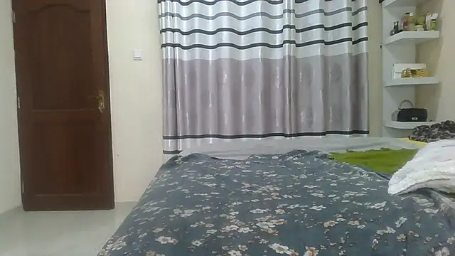 Fine assie online show from December 14, 9:42 pm