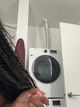 Your Paris online show from April 23, 10:12 am