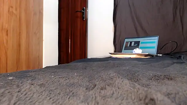 fatpussy girl online show from June 9, 7:30 am