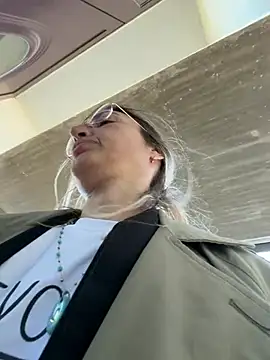 casalinga88 online show from April 24, 4:54 pm