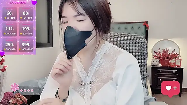 Berrysweet 68 online show from March 30, 2:49 pm