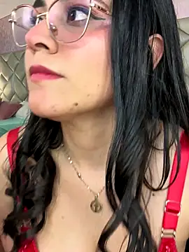 Snapshot of Brenda_Garcia chatting on October 4, 8:24 pm Brenda Garcia online show from October 4, 8:24 pm