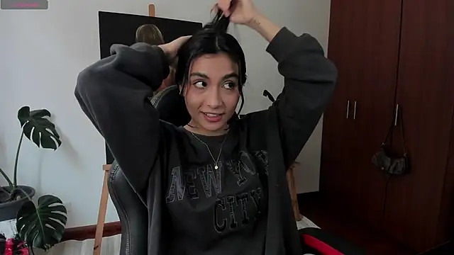 Dahian-peach online show from April 24, 4:32 pm