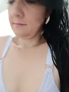 taalia online show from April 26, 1:14 am