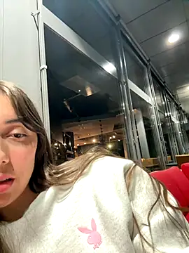 Snapshot of emiliasommer chatting on September 26, 8:28 pm emiliasommer online show from September 26, 8:28 pm