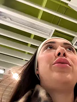 Snapshot of emiliasommer chatting on October 14, 12:41 pm emiliasommer online show from October 14, 12:41 pm