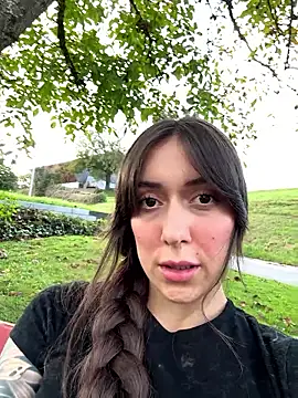 Snapshot of emiliasommer chatting on October 16, 2:30 pm emiliasommer online show from October 16, 2:30 pm