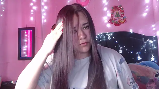 NikkiRous  online show from November 15, 2:29 pm