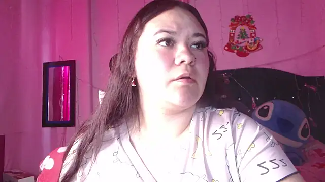 NikkiRous  online show from November 19, 3:01 pm