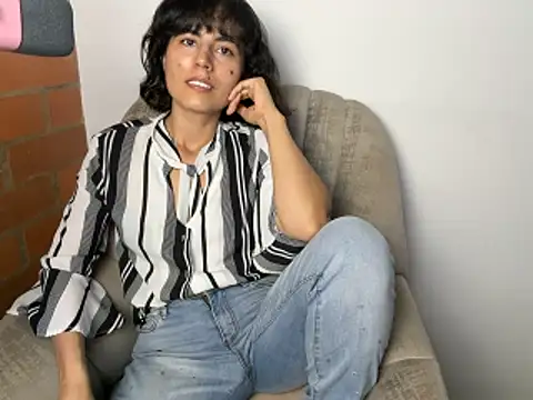 kanela3434 online show from April 22, 11:57 pm