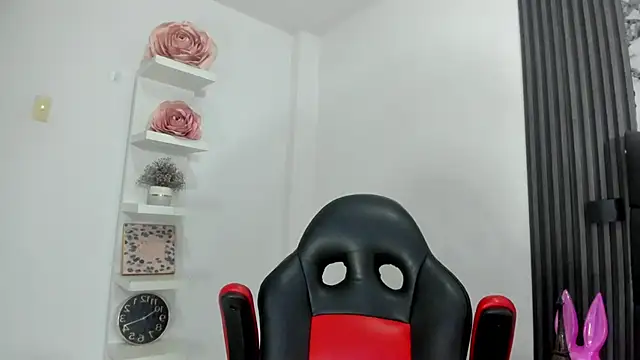 Giorgina Parado online show from April 28, 4:05 am