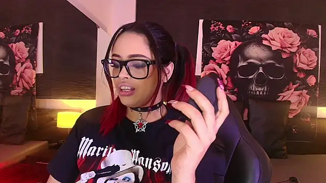 EvaaFoxxy1 online show from April 22, 12:35 pm