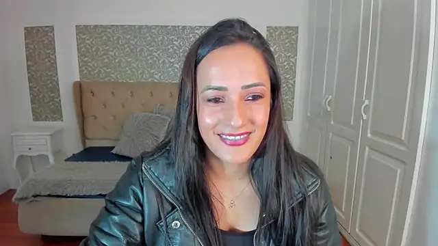 Snapshot of KimWessel_ chatting on October 20, 7:39 pm KimWessel online show from October 20, 7:39 pm