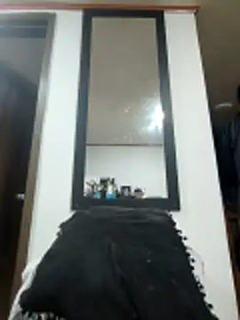 Natasha smith23 online show from April 18, 12:57 am