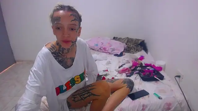 barbara anal squirt  online show from April 25, 7:33 pm