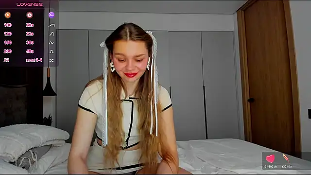 Molly sweetie online show from February 15, 8:02 am