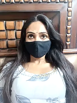 Yours-Bebo online show from April 23, 4:42 pm