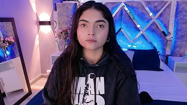 GiselOrtiz online show from September 15, 11:40 am