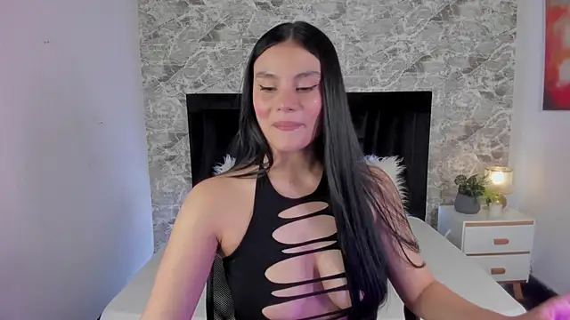Snapshot of Maylin_Garcia chatting on October 7, 7:07 pm Maylin Garcia online show from October 7, 7:07 pm
