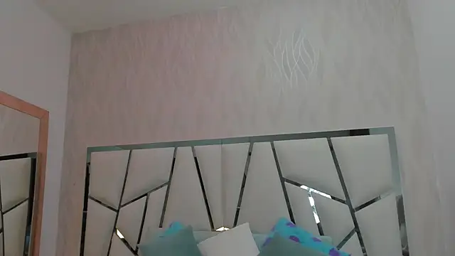  aurora18  online show from April 23, 3:03 am