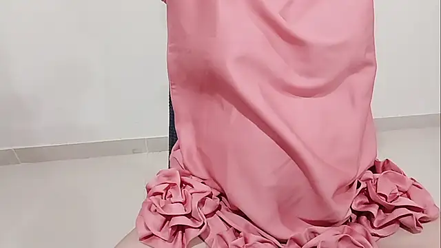 Milajinxi online show from April 24, 1:08 am