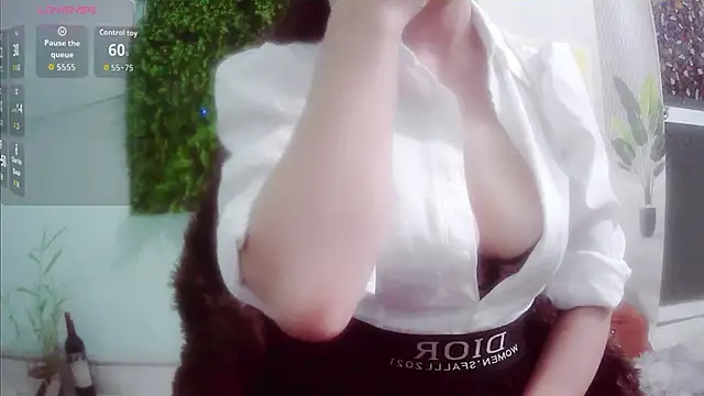 Yii-Ser online show from October 30, 4:19 pm