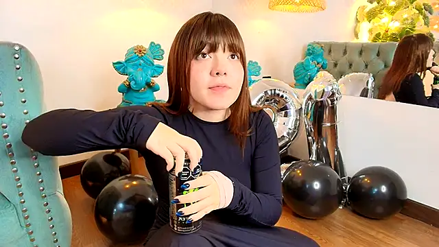 Fluffy Bubble21 online show from September 21, 3:49 am