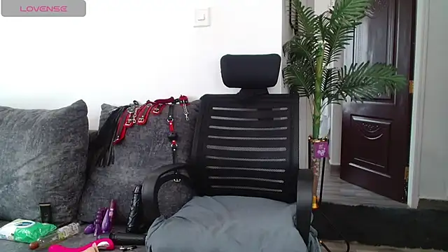 Snapshot of yummy_sweet_caramel chatting on October 14, 6:05 am yummy sweet caramel online show from October 14, 6:05 am